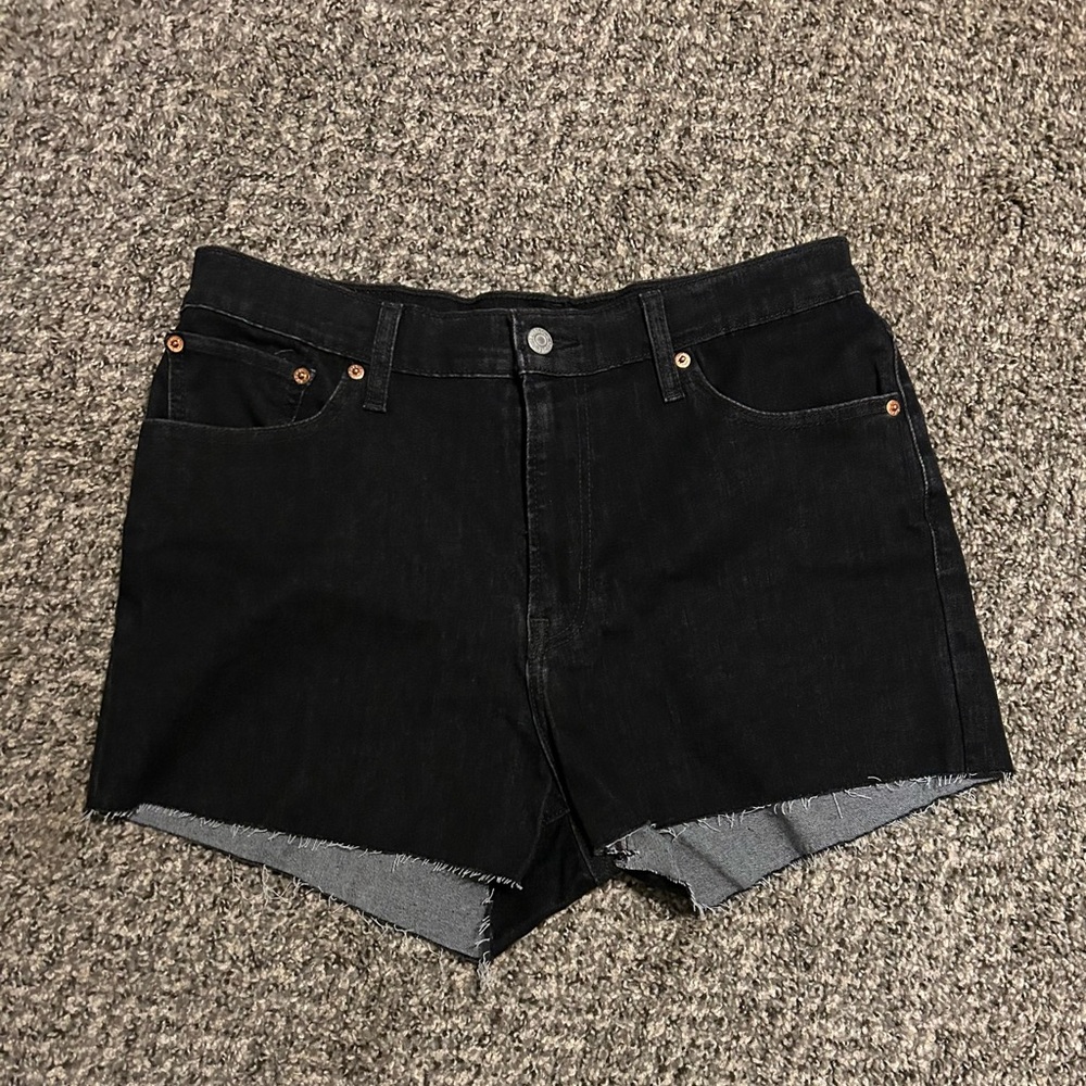 Levi’s Black Denim Women's Cut off Shorts NWOT - Picture 1 of 3
